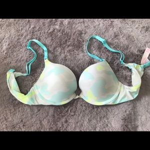 Victoria Secret bra